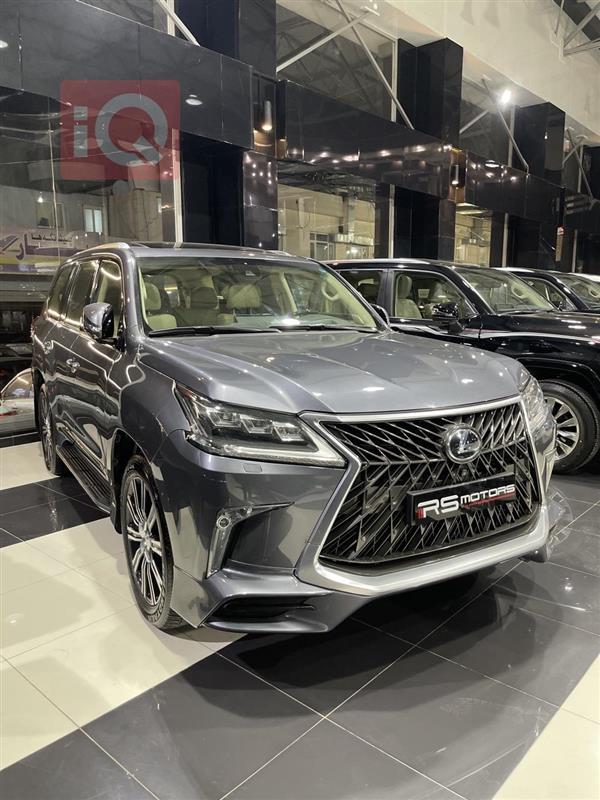 Lexus LX 2018 for sale in Iraq - Duhok